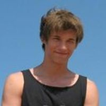 raise1986 is swapping clothes online from 