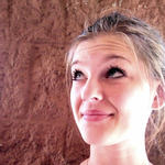 goldengirl1042 is swapping clothes online from sun city, Arizona