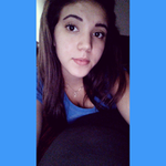 tanya is swapping clothes online from phoenix, Arizona