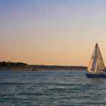 hentan is swapping clothes online from 