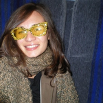 Olivia  A is swapping clothes online from Poughkeepsie, NY