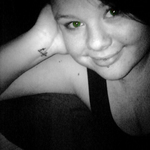 Shelly F is swapping clothes online from Seattle, Washington