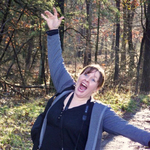 Jen  is swapping clothes online from Grasonville, Maryland