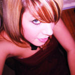 Amanda  is swapping clothes online from Fort Worth, Texas