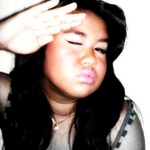 Jhoanna C is swapping clothes online from LAKEWOOD, CA