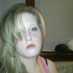 K:) is swapping clothes online from Raymond, New Hampshire