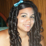 Emma's Mommy is swapping clothes online from tx