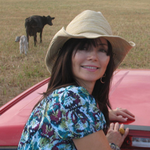 Tracy L is swapping clothes online from Altus, OK