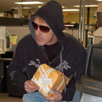 the_pike is swapping clothes online from 