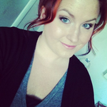 Heather is swapping clothes online from Demotte, In