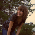 suzib is swapping clothes online from 