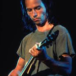 mickycosts30 is swapping clothes online from 