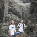 samuel_1988 is swapping clothes online from 