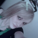 Jamie boo is swapping clothes online from San Bernardino, California