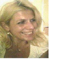 Melody Siniscalco is swapping clothes online from Cheshire, Ct