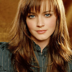 NitaPerez is swapping clothes online from Douglasville, GA