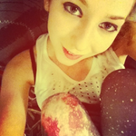 Piperloo is swapping clothes online from New york