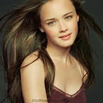 JillRhodes01 is swapping clothes online from Jersey City, Jersey City