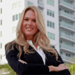  Stella Gaibazzi is swapping clothes online from  Miami,  FL