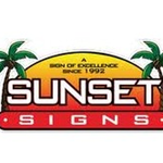 Sunsetsignsoc is swapping clothes online from Anaheim, CA
