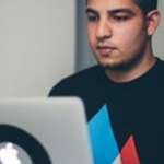 ch3oud2 is swapping clothes online from 