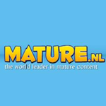 maturehousewife is swapping clothes online from 