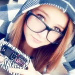 lawrenceseniff is swapping clothes online from 