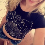 jennypap1 is swapping clothes online from 