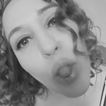 lilxdollygirl is swapping clothes online from Barking, Essex