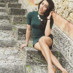 pmayur is swapping clothes online from 