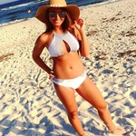 dgomez is swapping clothes online from 