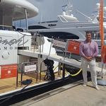 dipu100 is swapping clothes online from 