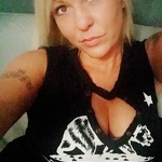 jodiemichelle1 is swapping clothes online from GLENDALE, AZ