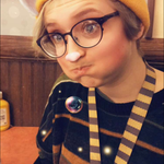 marilyng is swapping clothes online from 