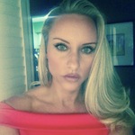 vmoney is swapping clothes online from 