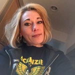 jojolane is swapping clothes online from VIDA, OR