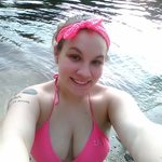 sparrowsplace is swapping clothes online from O BRIEN, FL