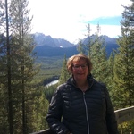 Kathie is swapping clothes online from 