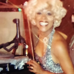 mollie is swapping clothes online from MONKTON, MD