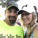 cyntosh5 is swapping clothes online from 