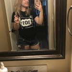 sydneyburres is swapping clothes online from 