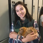 anorie is swapping clothes online from 