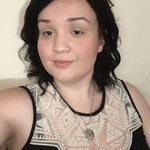 southsidemynx is swapping clothes online from 