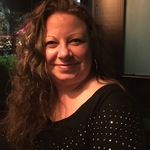 pansy is swapping clothes online from NEW HAMPTON, NY