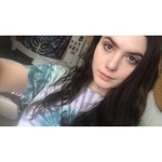 lindsayp97 is swapping clothes online from 