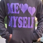 thighgirl is swapping clothes online from 