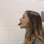 oceanne is swapping clothes online from st-raymond, QC