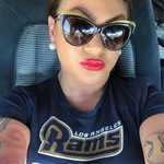 raquelisred is swapping clothes online from LONG BEACH, CA