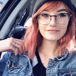 ddunham is swapping clothes online from 