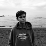 anarion is swapping clothes online from 